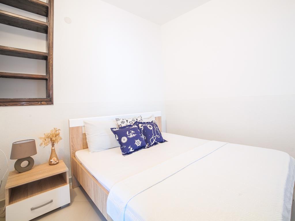 Apartments Elena Тиват Экстерьер фото