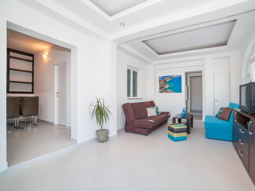 Apartments Elena Тиват Экстерьер фото